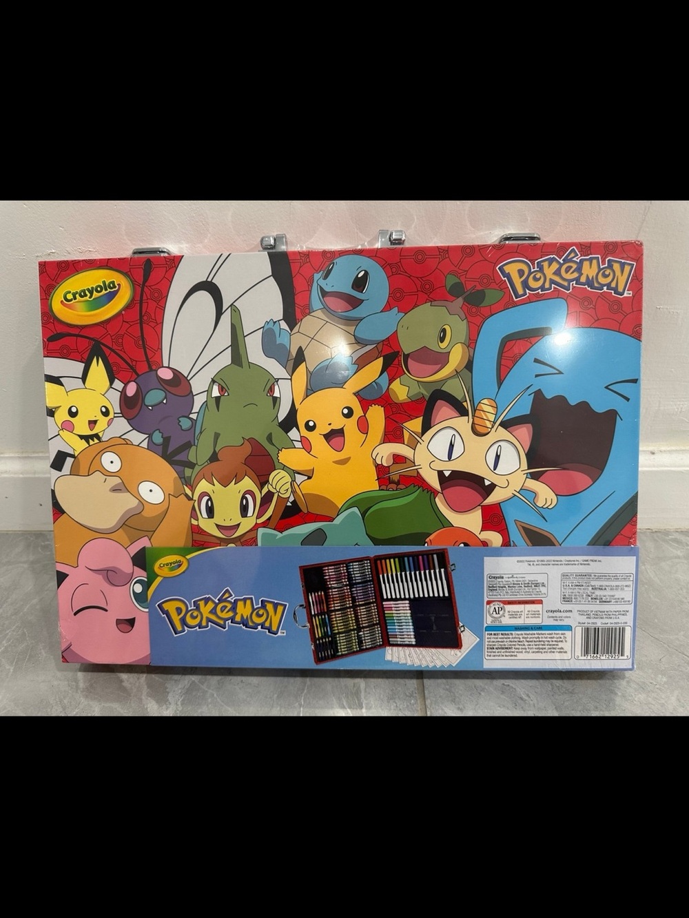 Crayola Pokémon Art Kit - Red, Blue, Yellow, Green